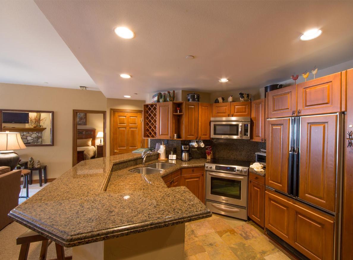 Strawberry Park True Ski In Ski Out By Vail Realty Beaver Creek Exterior photo